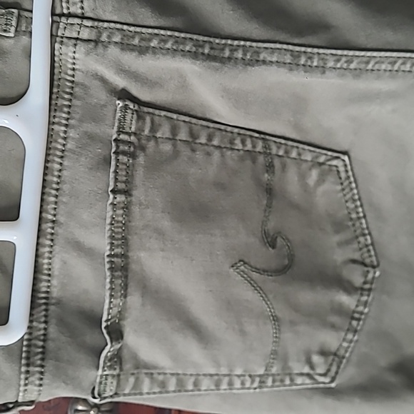 AG Cigarette Leg Pants 26 Regular, low rise - Picture 2 of 4